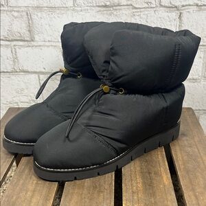 J Crew Elsa Black Puffer Ankle Boots